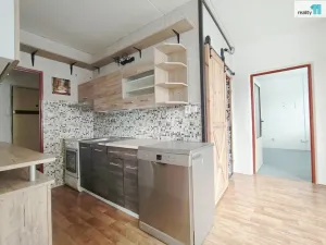 Prodej bytu 3+1, Rychnov nad Kněžnou, Na Trávníku, 72 m2