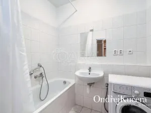 Prodej bytu 2+kk, Praha - Čakovice, Marty Krásové, 48 m2