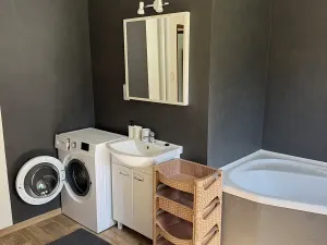 Pronájem bytu 2+kk, Ostrava, Volgogradská, 51 m2