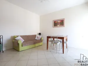 Prodej bytu 3+kk, Via Giovanni Segantini,Villa Rosa,, 71 m2
