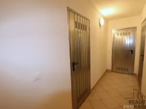 Prodej bytu 3+kk, Via Giovanni Segantini,Villa Rosa,, 71 m2