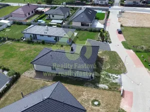 Prodej rodinného domu, Lužany, 156 m2