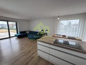 Prodej rodinného domu, Lužany, 156 m2