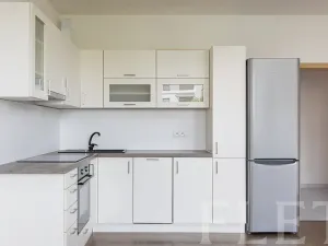 Pronájem bytu 1+kk, Praha - Čakovice, Theinova, 37 m2