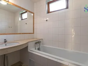 Pronájem rodinného domu, Praha - Kyje, Černičná, 150 m2