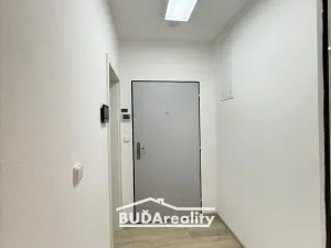 Pronájem bytu 2+kk, Zlín, Kvítková, 52 m2