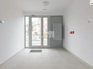 Pronájem bytu 2+kk, Praha - Libeň, V Holešovičkách, 59 m2