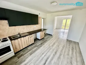 Pronájem bytu 2+1, Horní Slavkov, Zahradní, 57 m2