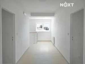 Prodej bytu 1+kk, Praha - Kyje, Vajgarská, 15 m2