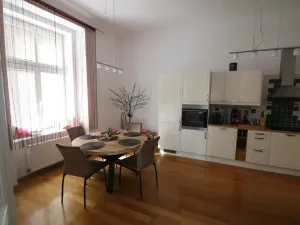 Pronájem bytu 3+1, Nový Bydžov, Třída B. Smetany, 97 m2