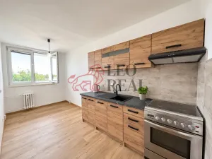 Pronájem bytu 3+1, Český Brod, Na Cihelně, 67 m2