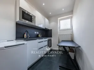 Pronájem bytu 1+kk, Praha - Kamýk, Krhanická, 40 m2