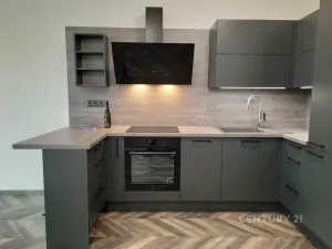 Pronájem bytu 1+kk, Praha - Vysočany, Střídavá, 35 m2