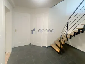 Pronájem bytu 3+kk, Praha, Dejvická, 90 m2