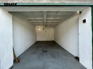 Prodej garáže, Hradec Králové, 16 m2