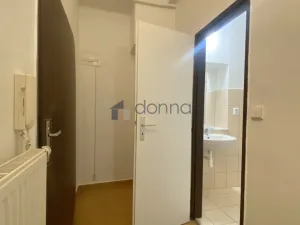 Pronájem bytu 2+kk, Praha, Za poštou, 51 m2