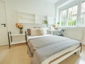 Prodej bytu 2+1, Praha - Vinohrady, Rumunská, 64 m2