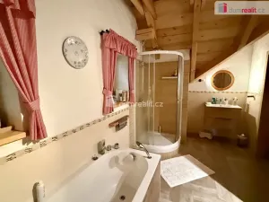 Prodej rodinného domu, Železná Ruda - Špičák, 300 m2