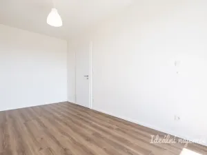 Pronájem bytu 2+kk, Praha - Černý Most, Arnošta Valenty, 49 m2