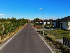Prodej pozemku pro bydlení, Lanžhot, Školní, 616 m2