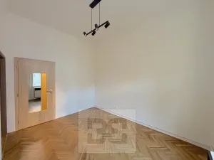 Pronájem bytu 2+1, Praha - Žižkov, Hartigova, 38 m2