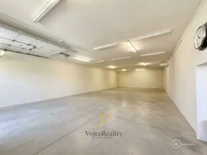 Pronájem výrobních prostor, Olomouc, Andělská, 600 m2