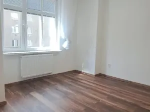 Pronájem bytu 3+kk, Praha - Žižkov, Jeseniova, 65 m2