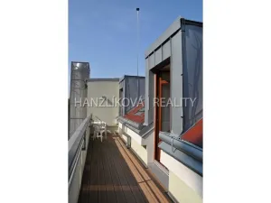 Pronájem bytu 2+kk, Hluboká nad Vltavou, Masarykova, 58 m2