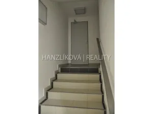 Pronájem bytu 2+kk, Hluboká nad Vltavou, Masarykova, 58 m2
