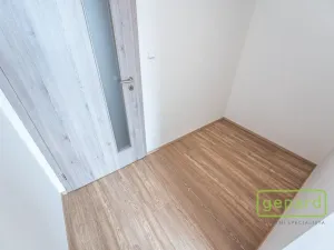 Pronájem bytu 2+kk, Praha - Ruzyně, Stočesova, 63 m2