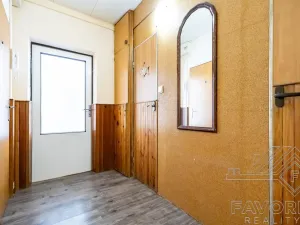 Prodej bytu 3+1, Praha - Prosek, Novoborská, 53 m2