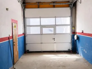 Pronájem obchodního prostoru, Hradec Králové, Panelová, 190 m2