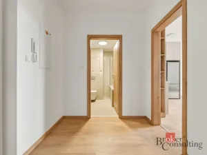 Pronájem bytu 2+kk, Pardubice - Ohrazenice, U Sportovní školy, 50 m2