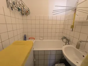 Pronájem bytu 3+1, Hradec Králové - Slezské Předměstí, Sládkova, 63 m2