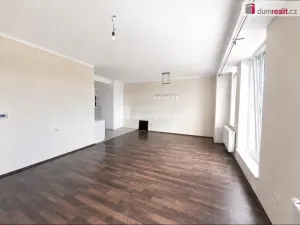 Pronájem bytu 3+kk, Chlumec, Holubova, 100 m2