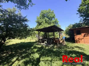 Prodej zahrady, Brno - Holásky, 2459 m2