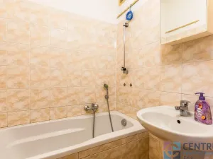 Prodej bytu 3+1, Jablonec nad Nisou, Budovatelů, 61 m2