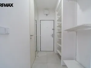 Pronájem bytu 2+kk, Praha - Libeň, V zahradách, 48 m2