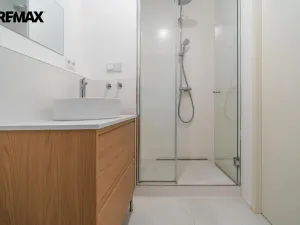 Pronájem bytu 2+kk, Praha - Libeň, V zahradách, 48 m2