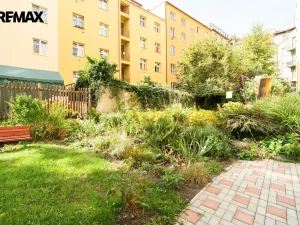 Pronájem bytu 2+kk, Praha - Libeň, V zahradách, 48 m2