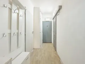 Prodej bytu 3+1, Hředle, 75 m2