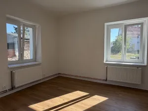 Pronájem bytu 3+kk, Vroutek, Kryrská, 96 m2