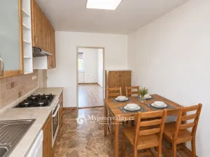 Prodej bytu 2+1, Znojmo, Hálkova, 68 m2