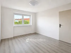 Prodej bytu 2+1, Znojmo, Hálkova, 68 m2