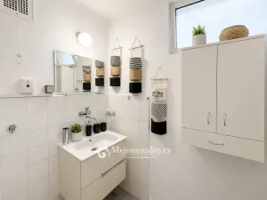 Prodej bytu 2+1, Znojmo, Hálkova, 68 m2