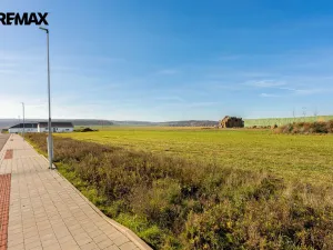 Prodej pozemku, Stolany, 876 m2