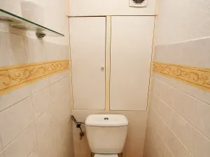 Pronájem bytu 2+1, Praha - Břevnov, Na Větrníku, 46 m2