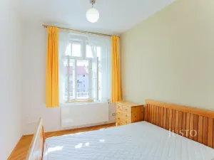Pronájem bytu 2+1, Praha - Žižkov, Škroupovo náměstí, 78 m2