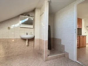 Prodej bytu 2+1, Opava, Přerovecká, 55 m2