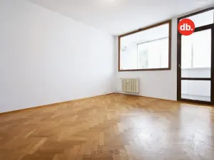 Pronájem bytu 2+1, Karlovy Vary, Lidická, 64 m2